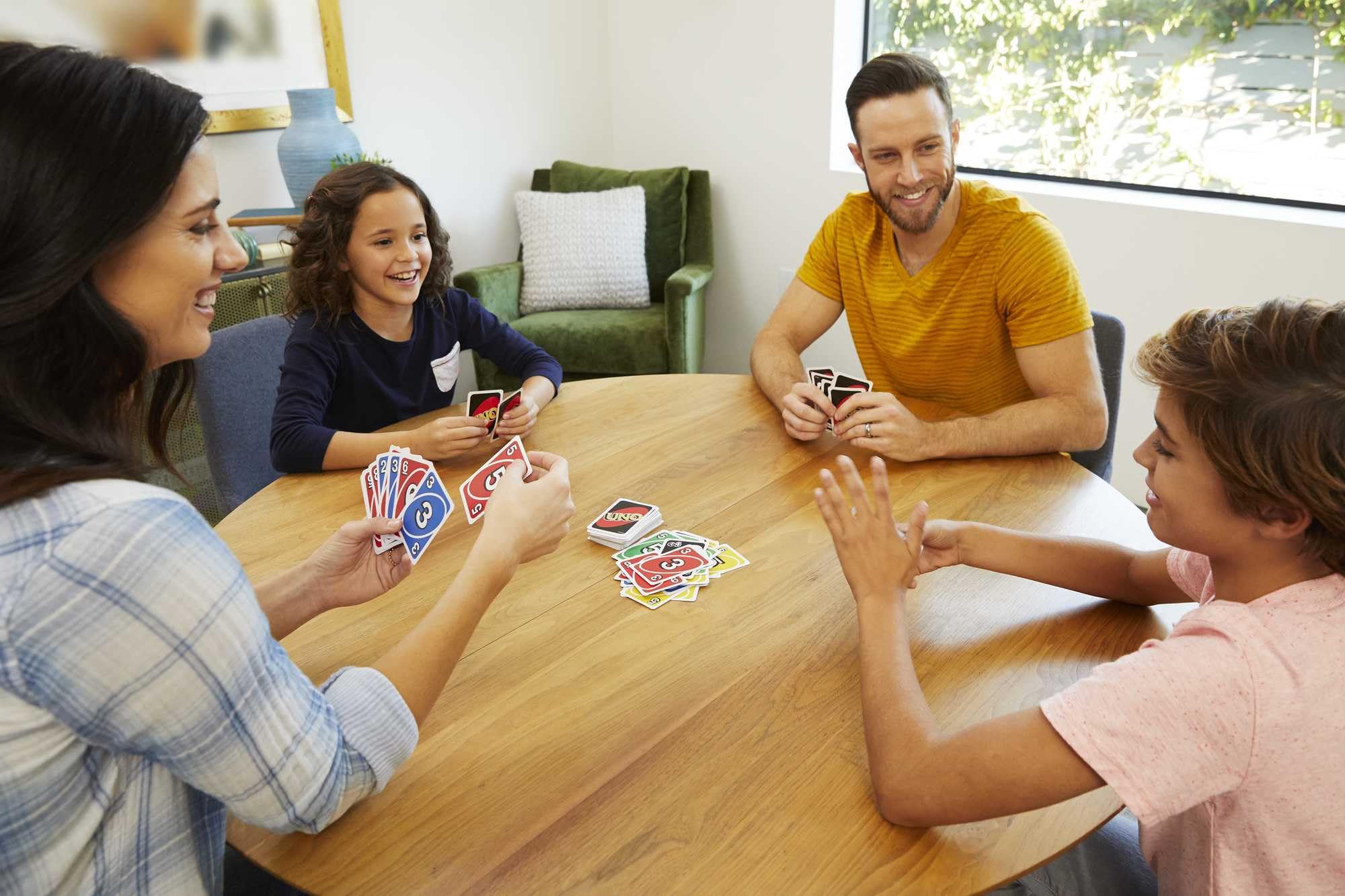 Mattel Games UNO House Rules Card Game for Family Night, Game Night, Travel, Camping & Party, HRL31