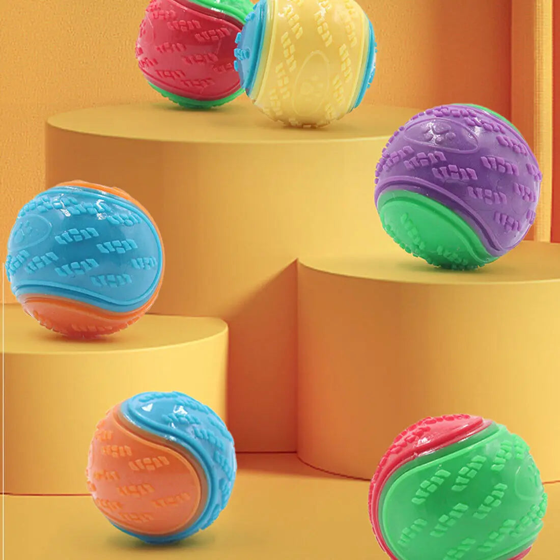 NEW Scooby-Doo Durable Squeaky set of 8 Dog Balls for teeth Cleaning Interactive UK